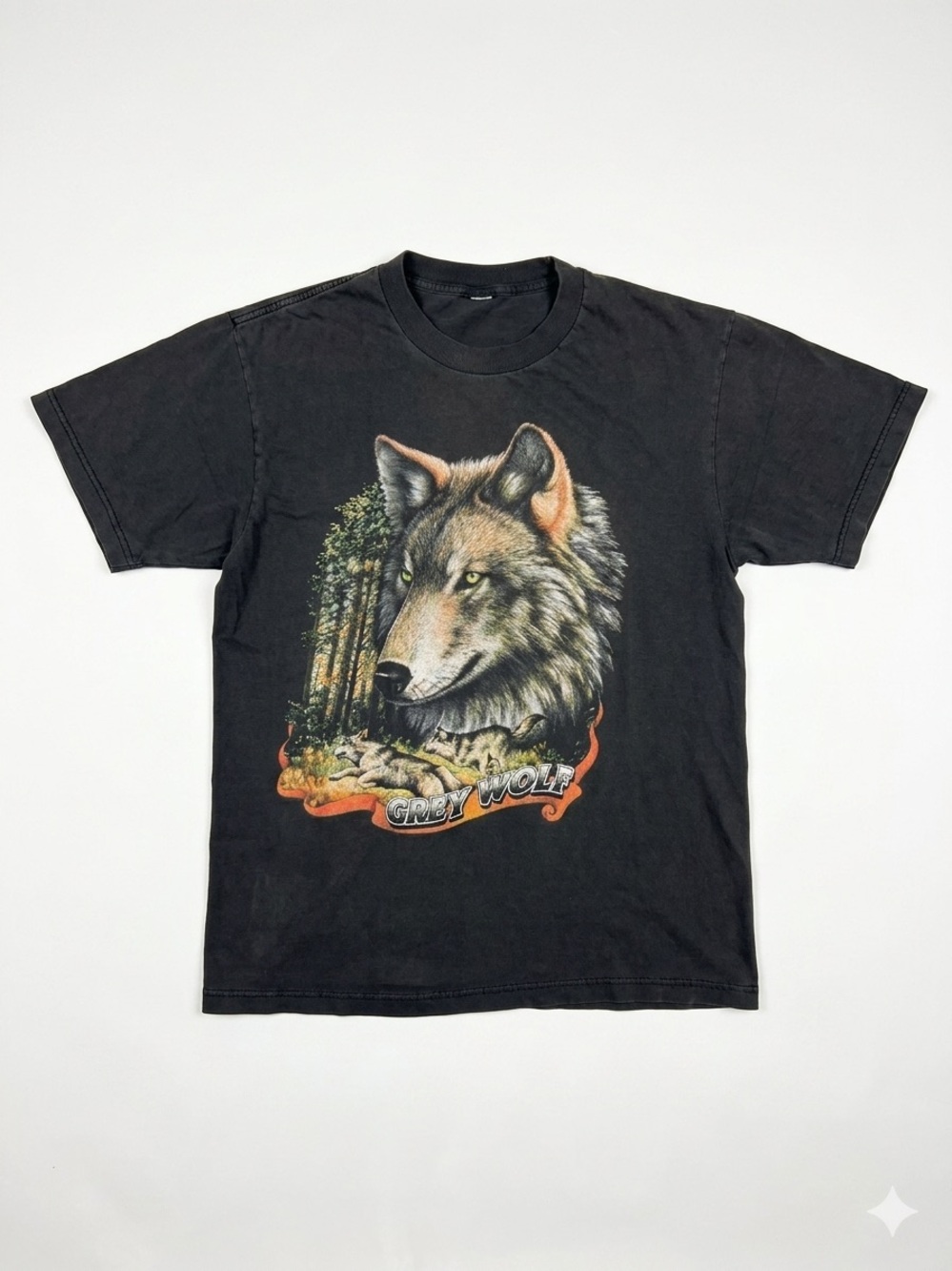 Gray Wolf Graphic Short Sleeve Tee - Black